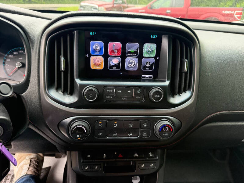 2017 GMC Canyon SLE