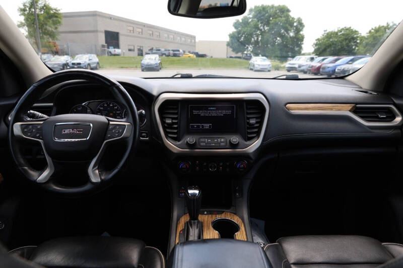 2017 GMC Acadia Denali