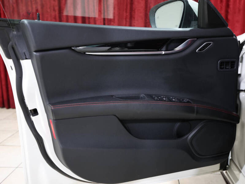 2017 Maserati Ghibli S