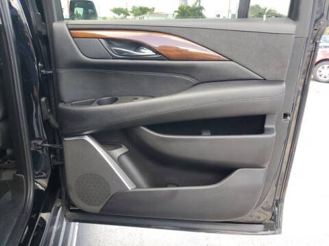 2020 Cadillac Escalade ESV Luxury