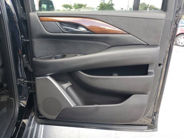 2020 Cadillac Escalade ESV Luxury