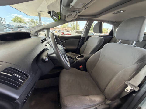 2013 Toyota Prius Three
