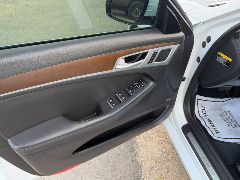 2017 Genesis G80 3.8