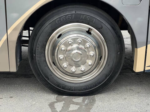 2005 Freightliner xc37