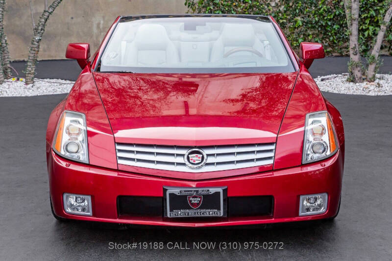 2005 Cadillac XLR