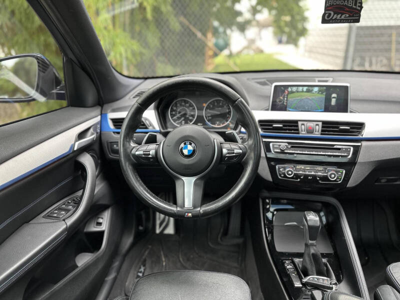 2017 BMW X1 28i photo 12