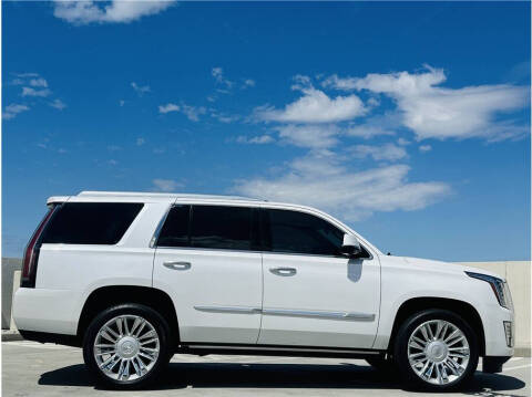 2016 Cadillac Escalade Platinum