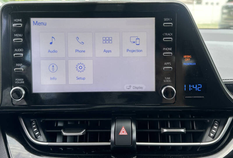 2019 Toyota C-HR LE