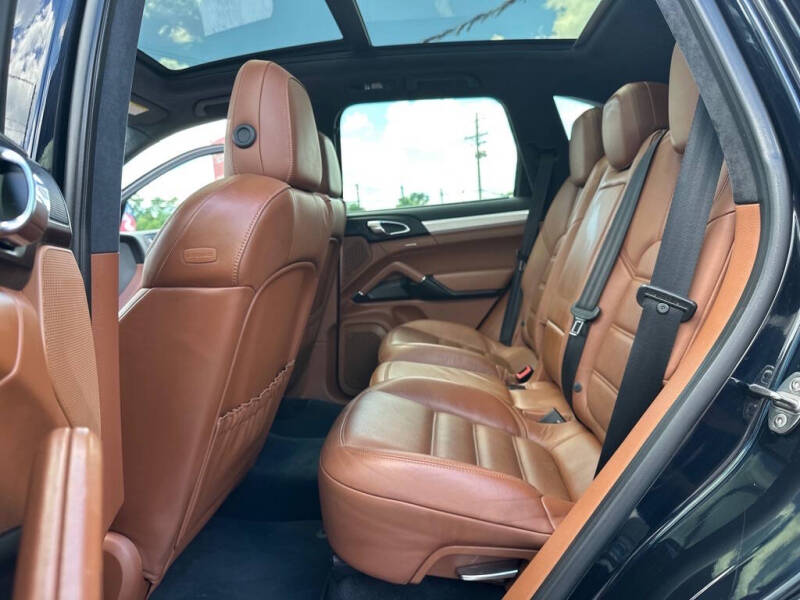 2016 Porsche Cayenne Turbo