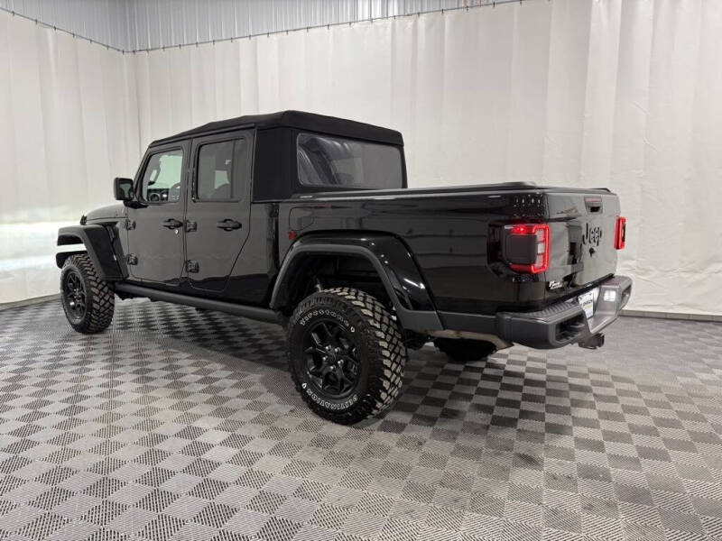 2024 Jeep Gladiator Willys