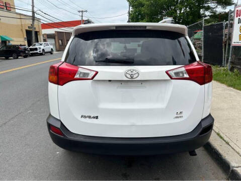 2013 Toyota RAV4 LE