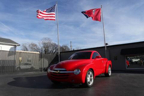 2003 Chevrolet SSR for sale at Danny Holder Automotive in Ashland City TN