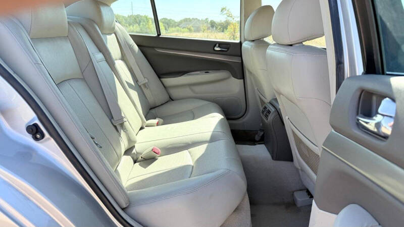 2011 Infiniti G25 Sedan Journey