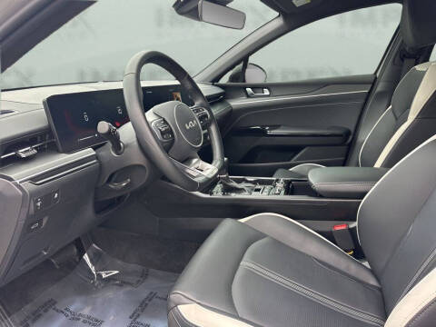 2025 Kia K5