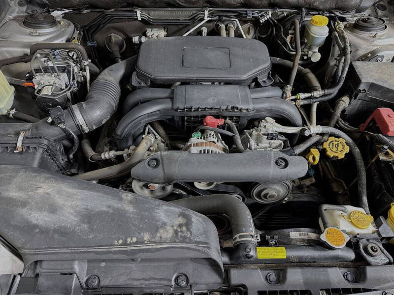 2010 Subaru Outback 2.5i