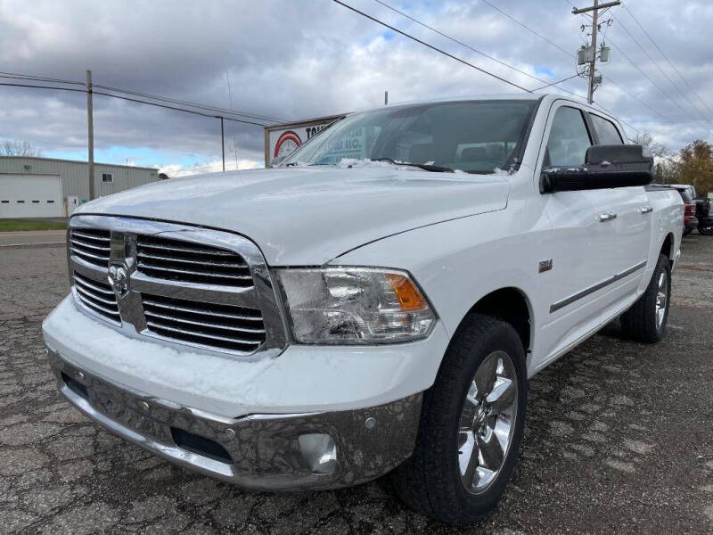 2016 RAM 1500 SLT
