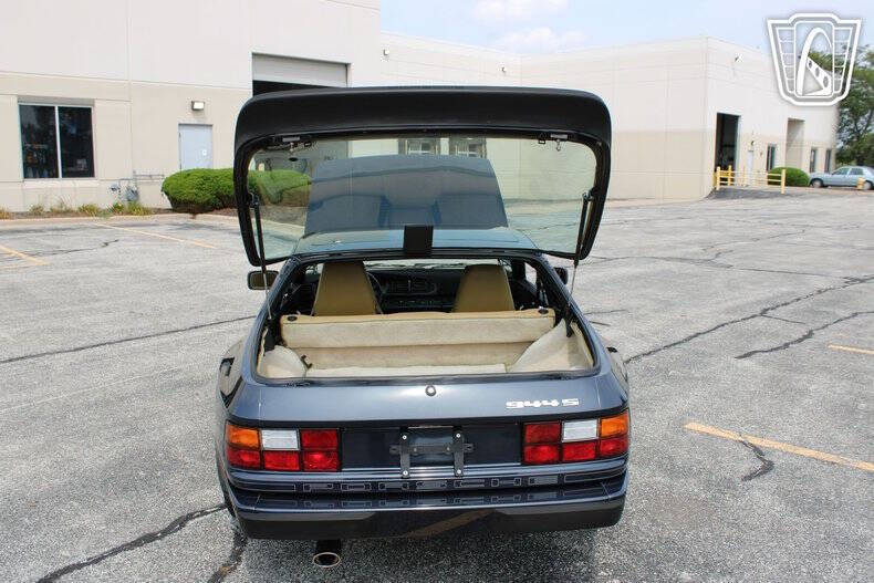 1987 Porsche 944 S