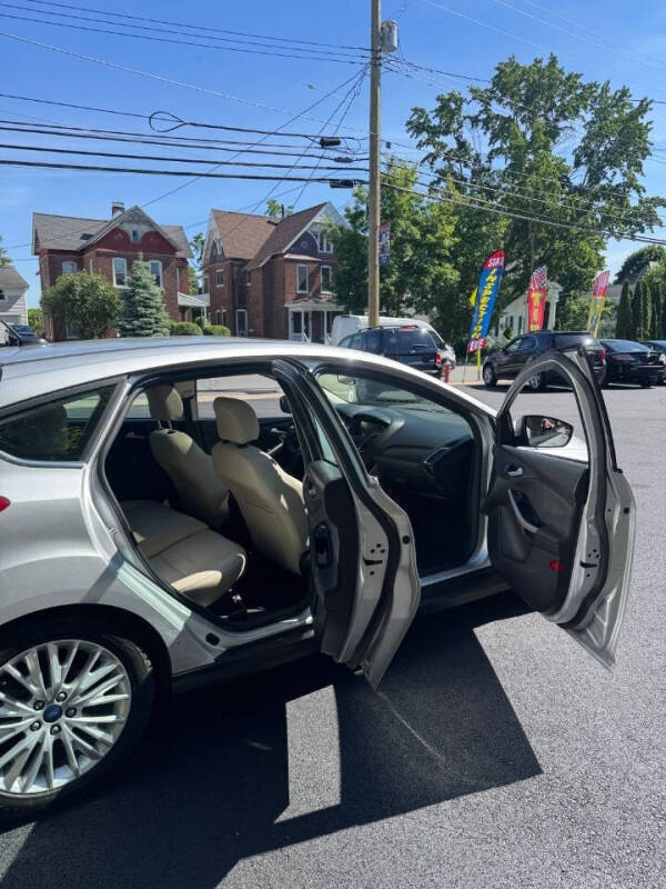2018 Ford Focus Titanium
