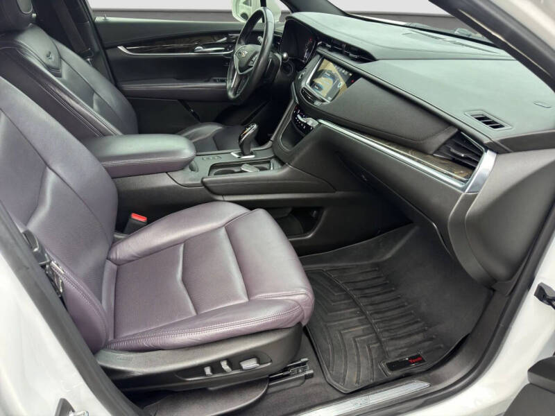 2017 Cadillac XT5 Premium Luxury