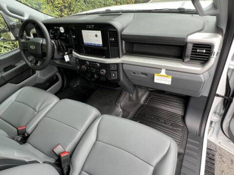 2025 Ford F-350 Super Duty XL