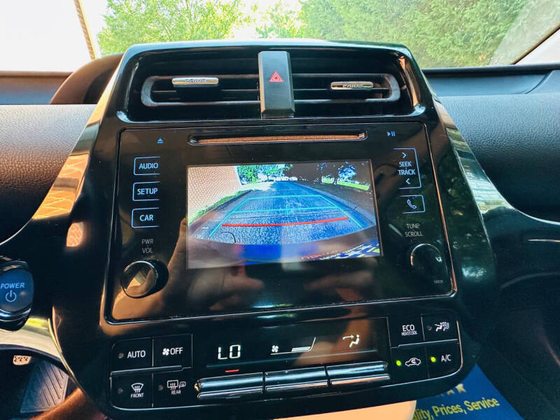 2016 Toyota Prius Two