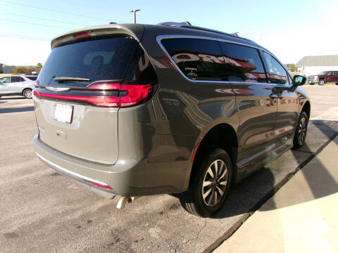 2021 Chrysler Pacifica Touring L