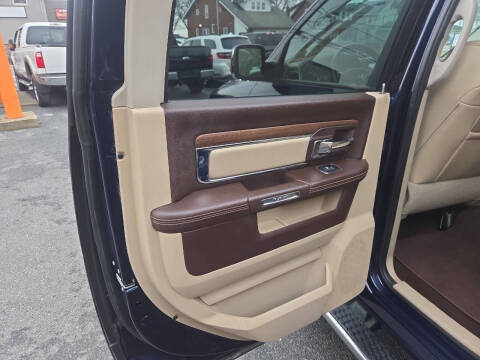 2015 RAM 1500 Laramie