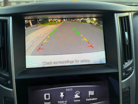 2015 Infiniti Q50 Premium