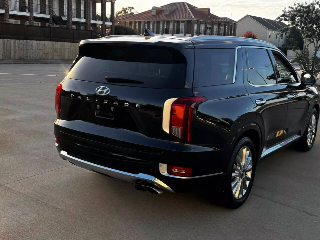 2020 Hyundai PALISADE for sale at MOTOR VILLAGE LLC in Houston, TX