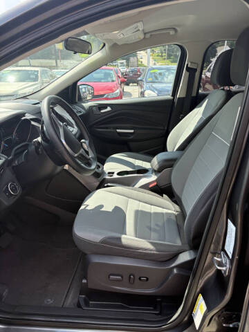 2015 Ford Escape SE