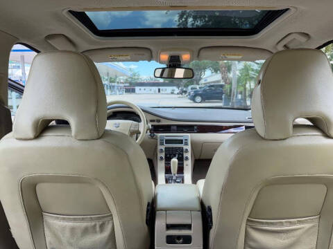 2008 Volvo V70 3.2
