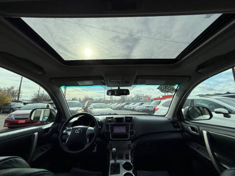 2013 Toyota Highlander SE