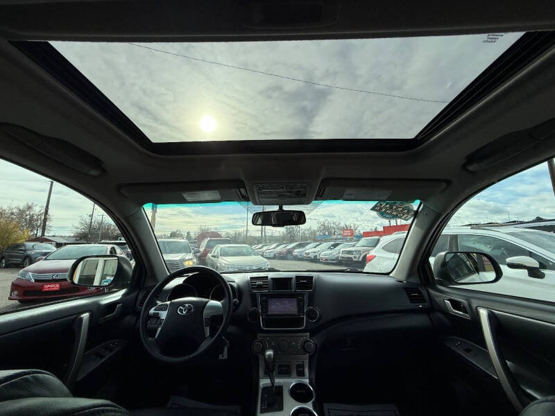 2013 Toyota Highlander SE