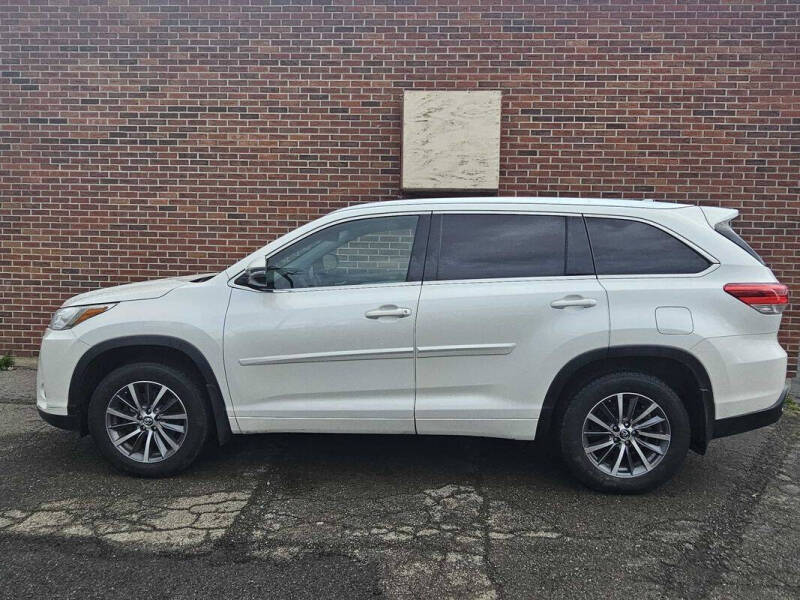 2017 Toyota Highlander