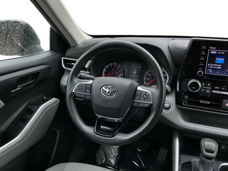 2020 Toyota Highlander L