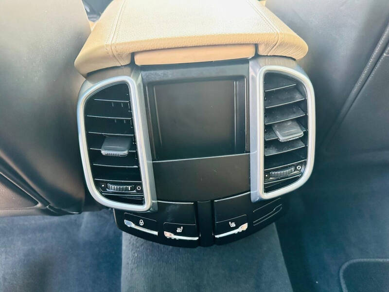 2014 Porsche Cayenne