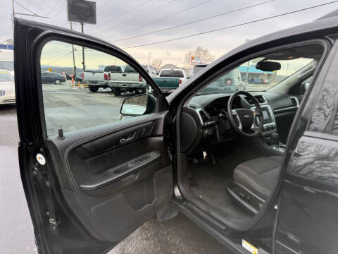 2016 GMC Acadia SLE-2