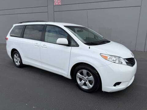 2012 Toyota Sienna