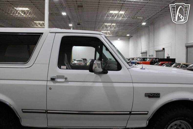 1992 Ford Bronco XLT