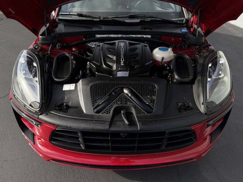 2018 Porsche Macan GTS