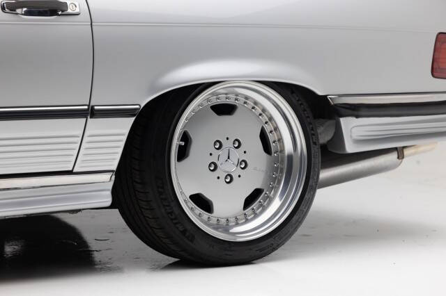 1986 Mercedes-Benz 560-Class 560 SL