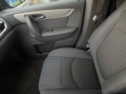 2013 Chevrolet Traverse LS