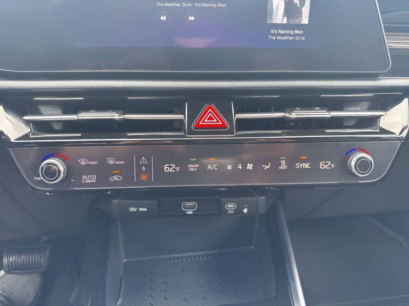 2025 Kia Niro EV Wind