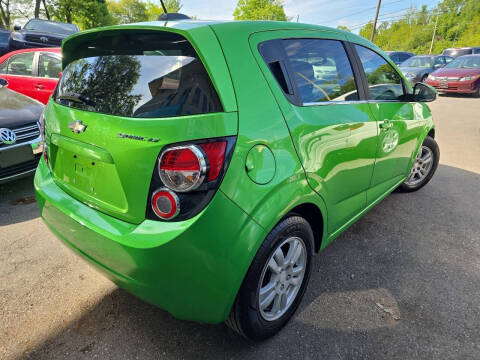 2016 Chevrolet Sonic LT Auto