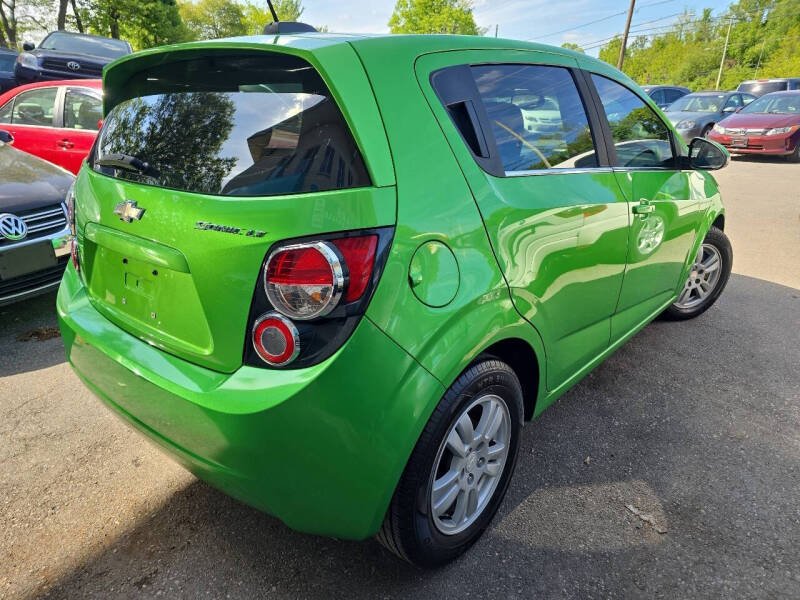 2016 Chevrolet Sonic LT Auto