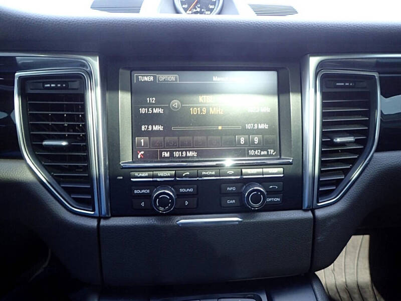 2015 Porsche Macan S