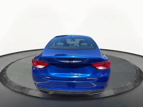 2015 Chrysler 200 S