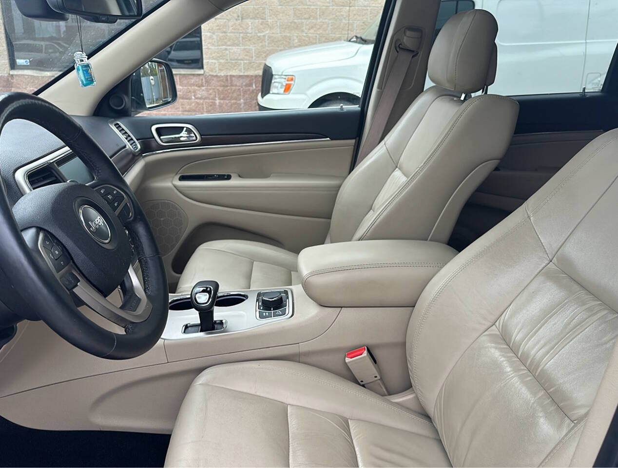 2014 Jeep Grand Cherokee for sale at VIP Motor Sales in Hazel Park, MI