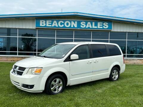 2008 Dodge Grand Caravan for sale at BEACON SALES & SERVICE in Charlotte MI