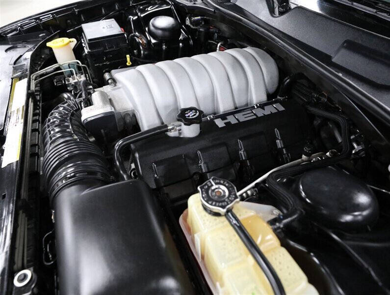2009 Dodge Challenger SRT8